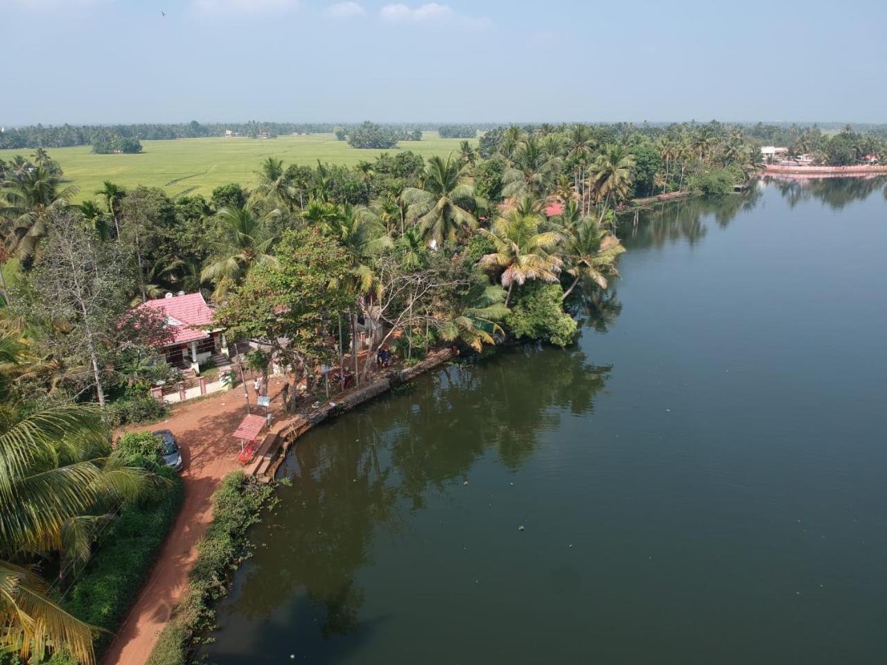 Punerjeni Homes Homestay