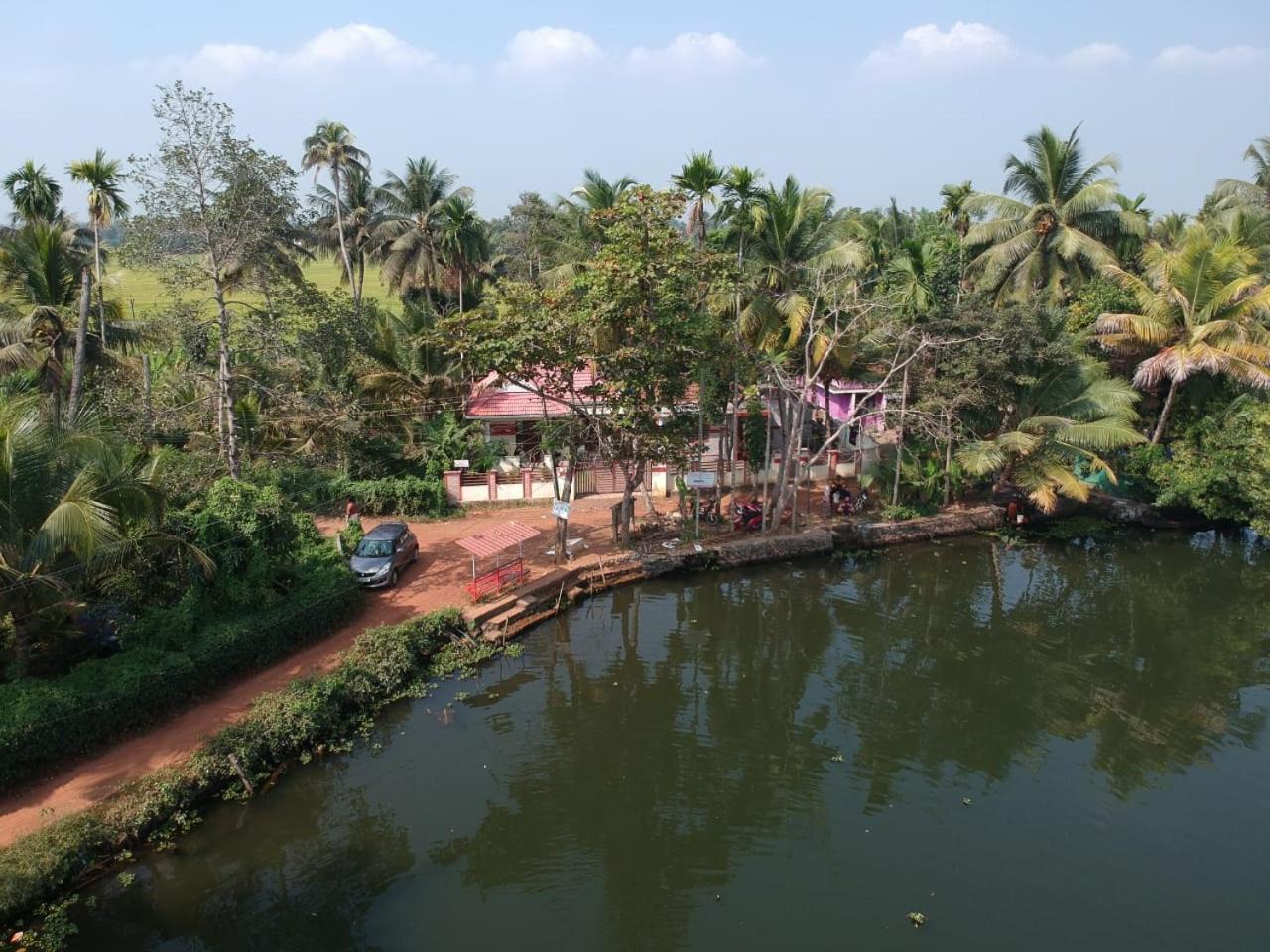Punerjeni Homes Homestay